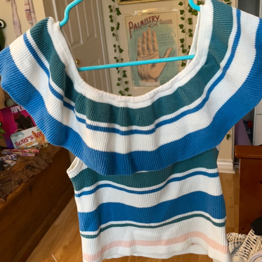 off the shoulder crop top